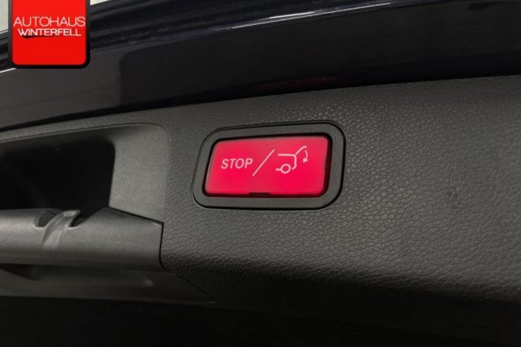 Mercedes-Benz E 300 E 300 de T 4M AMG NIGHT PANO+AHK+HUD+DISTRONIC+