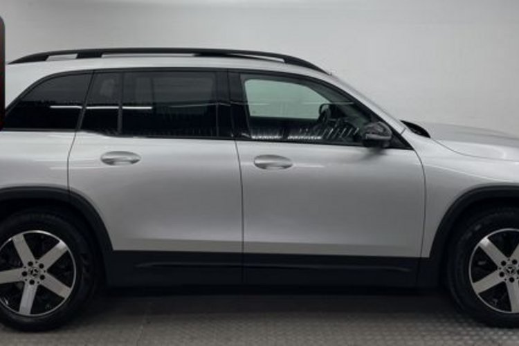 Mercedes-Benz GLB 220 GLB 220 d 4M PROGRESSIVE NIGHT 7SITZ+PANO+AHK+
