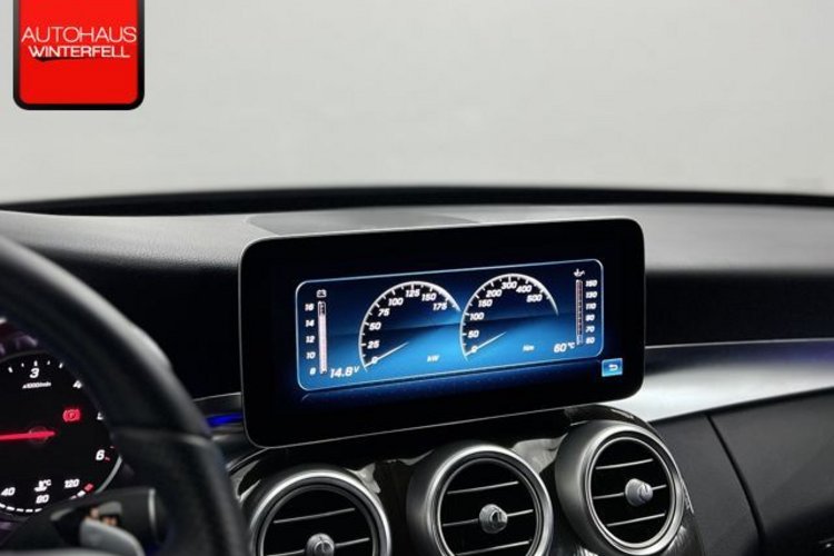 Mercedes-Benz C 220 C 220 d AMG LINE KAMERA+MULTIBEAM+KEYLESS+DISTRO