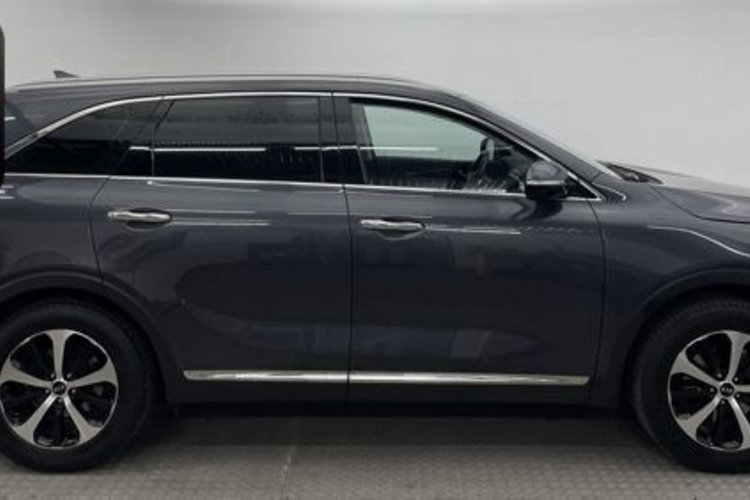 Kia Sorento Sorento 2.2 CRDI 7SITZER+AHK+KAMERA+CARPLAY+DAB+