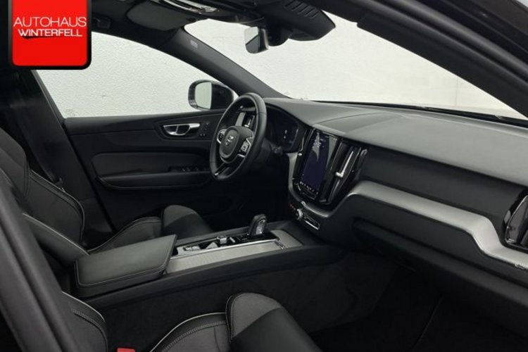 Volvo XC60 XC60 B4 D AWD R-DESIGN PANO+MEMORY+VOLL-LED+KAM