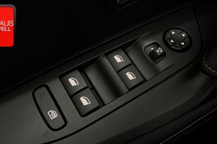 Peugeot 2008 2008 Elektro 136 GT 360+LED+WÄRMEPUMPE+DIGITAL+