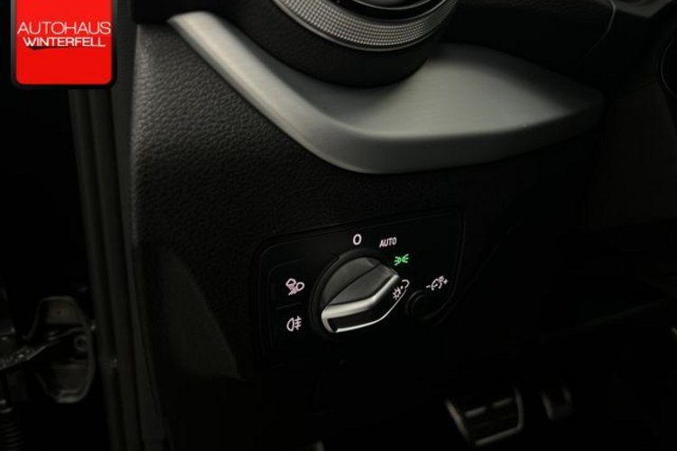 Audi Q2 Q2 40 TFSI qu S line PANO+AHK+SONOS+KAMERA+ACC+
