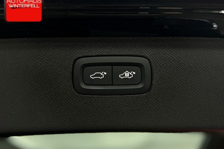 Volvo XC90 XC90 B5 AWD PLUS BRIGHT 7SITZ+AHK+MATRIX+360+HUD