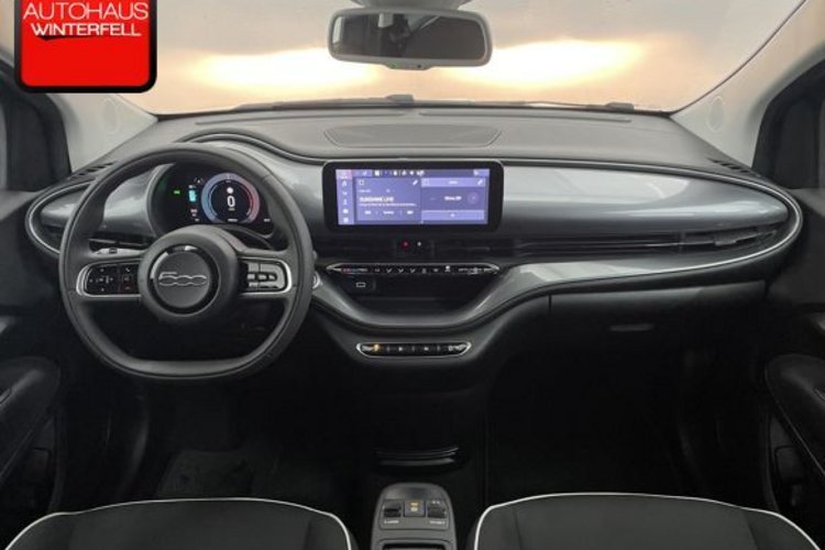 Fiat 500e 500e 42KWH STYLE+KOMFORT+KAMERA+SITZHEIZUNG+