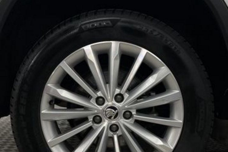 Skoda Kodiaq Kodiaq 2.0 TDI 4x4 STYLE 7SITZ+PANO+360+LED+ACC+