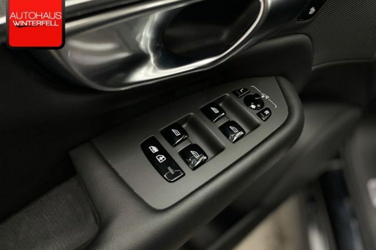 Volvo XC90 XC90 T8 PLUS DARK RECH AWD 7SITZ+PANO+STANDHZG+