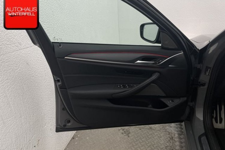 BMW 540 540 d xDrive Touring M SPORT PANO+HUD+MEMO+H/K+