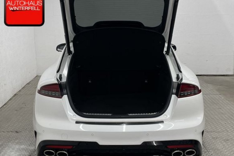 Kia Stinger Stinger 3.3 T-GDI AWD GT PANO+H&amp;K+HUD+SITZKLIMA+