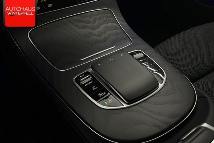 Mercedes-Benz E 300 E 300 d 4M AVANTGARDE AHK+KEYLESS+DISTRONIC+MBUX