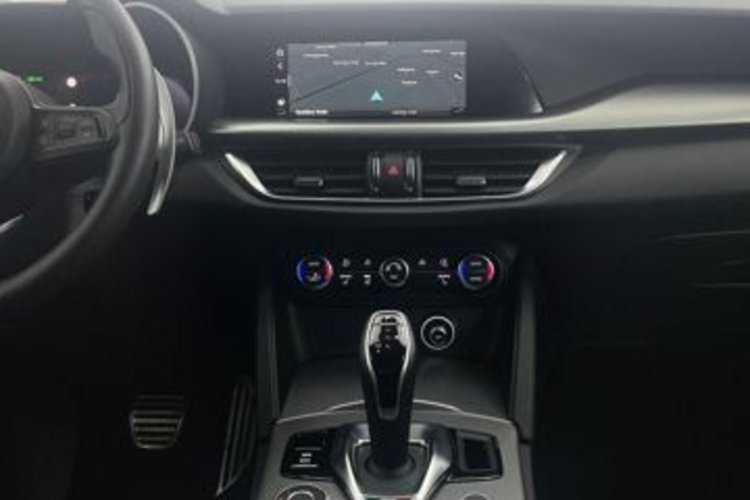Alfa Romeo Stelvio Stelvio 2.0 Turbo Veloce Q4 ROSSO+SPECIALE+AHK+