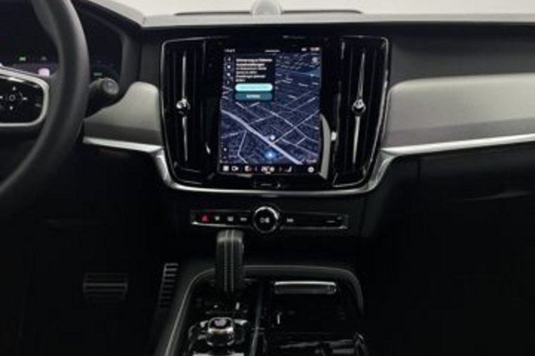 Volvo V90 V90 T8 R-DESIGN RECH AWD PANO+AHK+B&amp;W+STANDHZG+