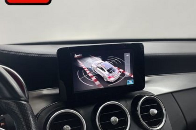 Mercedes-Benz C 300 C 300 Coupe 4M DESIGNO AMG-LENKRAD+PANO+AHK+