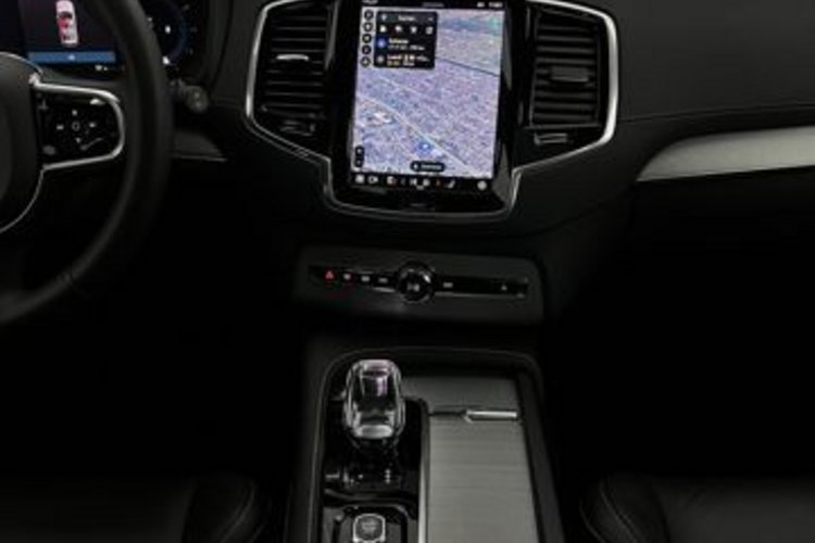 Volvo XC90 XC90 B5 D ULTIMATE BRIGHT 7SITZ+PANO+B&amp;W+NUBUK+