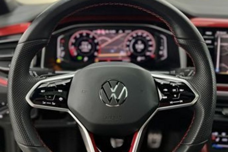 Volkswagen Polo Polo GTI PANO+BEATS+KAMERA+MATRIX+KEYLESS+