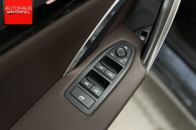 BMW X1 X1 xDrive23d xLine M-LENKRAD+PANO+AHK+MEMO+ACC