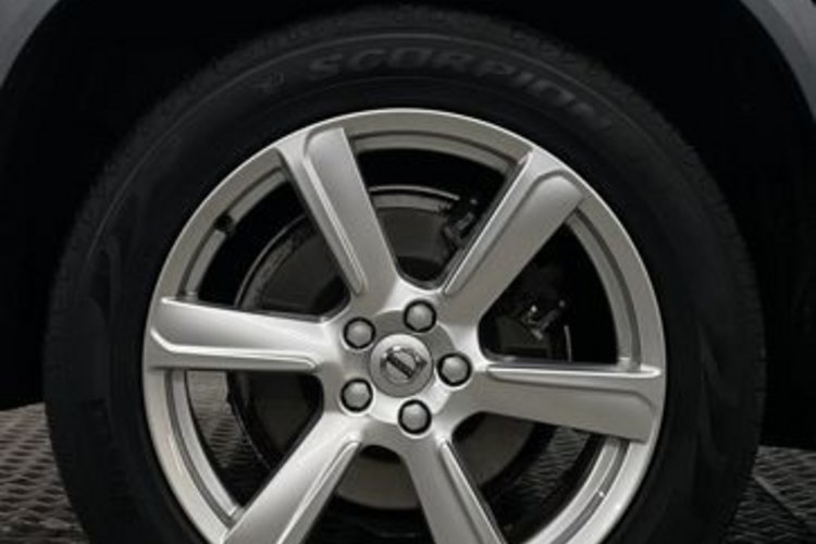 Volvo XC90 XC90 B5 D AWD VOLL-LED+AHK+360+INTELLI-SAFE+DAB+