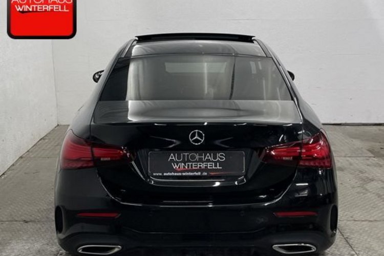 Mercedes-Benz A 200 A 200 d Limousine AMG NIGHT PANO+MEMO+KEYLESS+