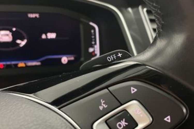 Volkswagen Tiguan Allspace Tiguan Allspace 2.0 TDI R-Line 7SITZ+KAMERA+ACC+