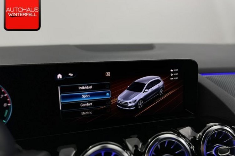 Mercedes-Benz B 250 B 250 e AMG NIGHT CARBON KAMERA+DIGITAL+LED+MBUX