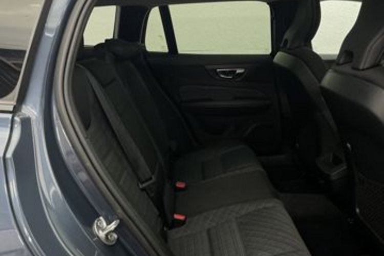 Volvo V60 Cross Country V60 CC B4 D AWD PANO+VOLL-LED+HARMAN/K+KAMERA+