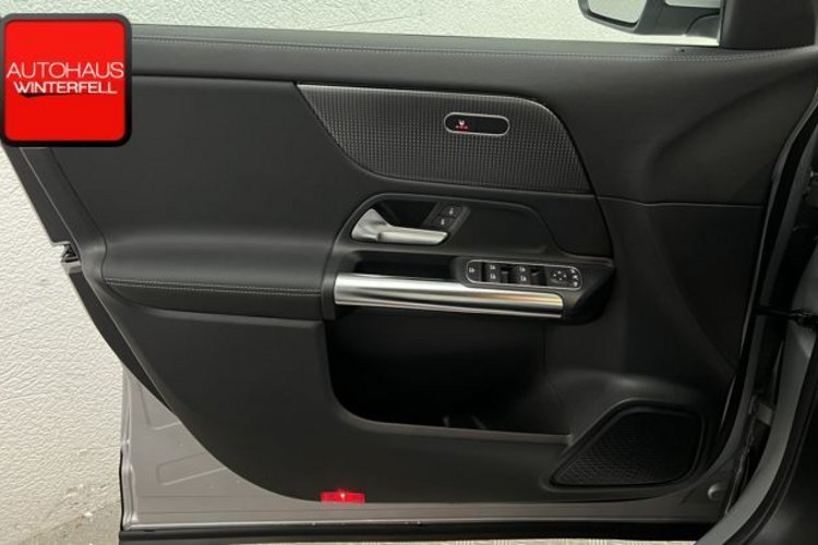 Mercedes-Benz GLA 220 GLA 220 d 4M PROGRESSIVE LED+360+MBUX+CARPLAY+