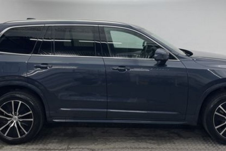 Volvo XC90 XC90 B5 AWD PRO AHK+360+MEMO+STANDHEIZUNG+LED+