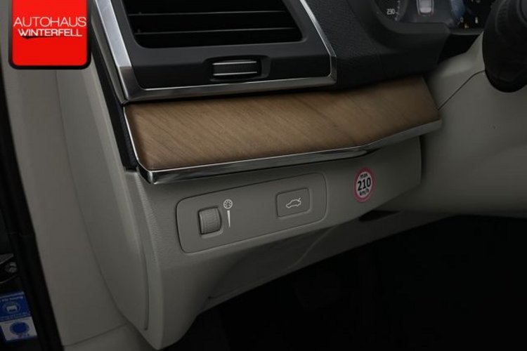 Volvo XC90 XC90 B5 AWD PANO+22Z+HUD+H&amp;K+KAMERA+LED+ALARM+