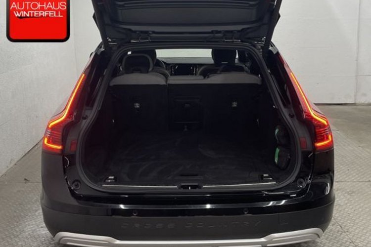 Volvo V90 Cross Country V90 Cross Country B4 D AWD AHK+H/K+MEMO+ACC+LKA+