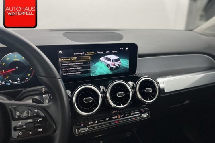 Mercedes-Benz GLB 200 GLB 200 7SITZ+PANO+AHK+MEMO+KAMERA+DISTRONIC+