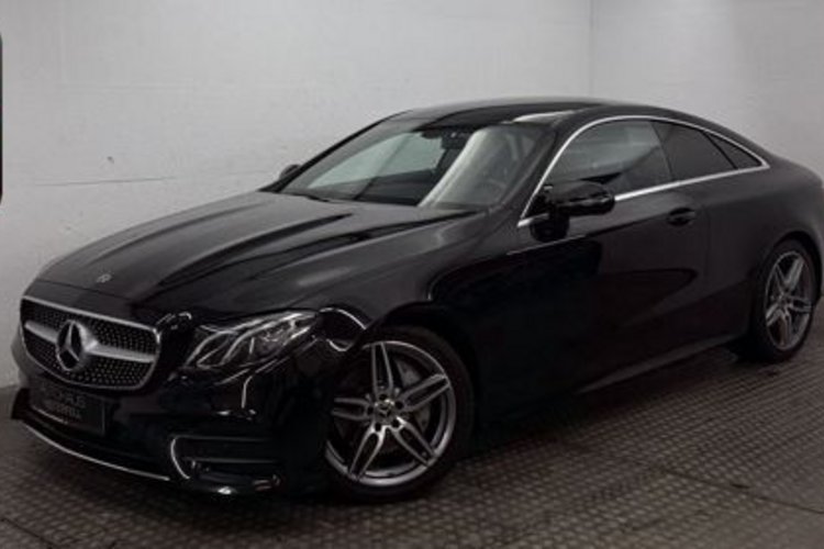 Mercedes-Benz E 200 E 200 Coupe AMG SPORT LED+WIDESCREEN+KAMERA+