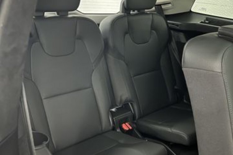 Volvo XC90 XC90 B5 D AWD ULTIMATE BRIGHT 7SITZ+PANO+NUBUK+