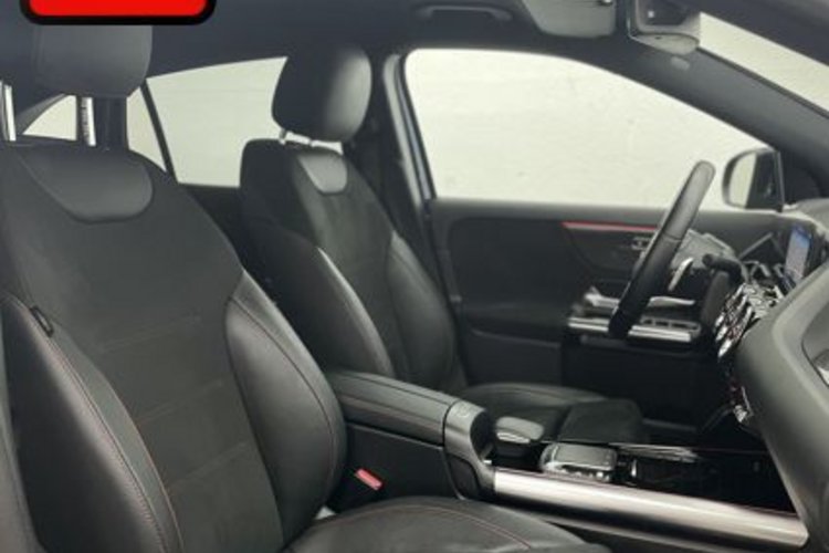 Mercedes-Benz GLA 220 GLA 220 d AMG NIGHT CARBON 20Z+KAMERA+KEYLESS+
