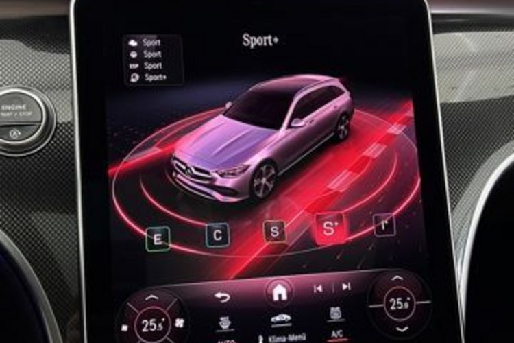 Mercedes-Benz C 300 C 300 4M T AMG PANO+MEMORY+360+HUD+NAPPA+LED+