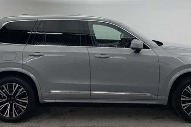 Volvo XC90 XC90 T8 ULTIMATE BRIGHT RECH AWD 7SITZ+PANO+AHK+