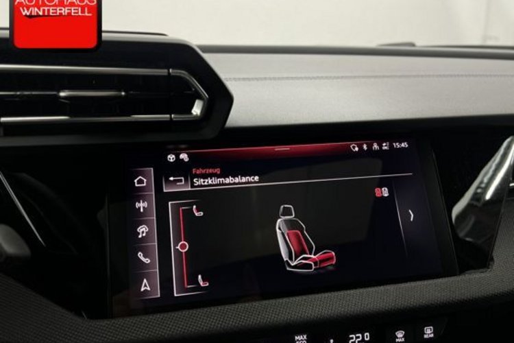 Audi S3 S3 Sportback 2.0 TFSI qu PANO+AKRAPOVIC+MATRIX+