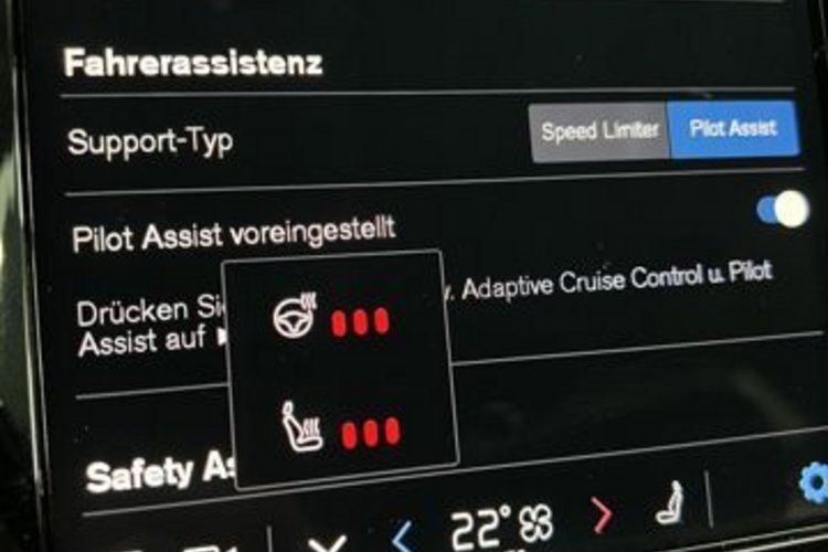 Volvo XC90 XC90 T8 RECH AWD 7SITZ+AHK+STANDHEIZUNG+KAMERA+