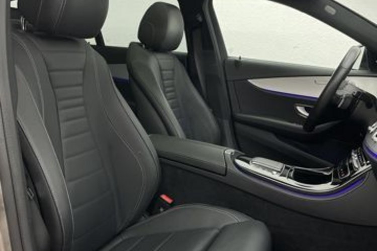 Mercedes-Benz E 300 E 300 de T 4M Avantgarde NIGHT PANO+BURMES+DISTR