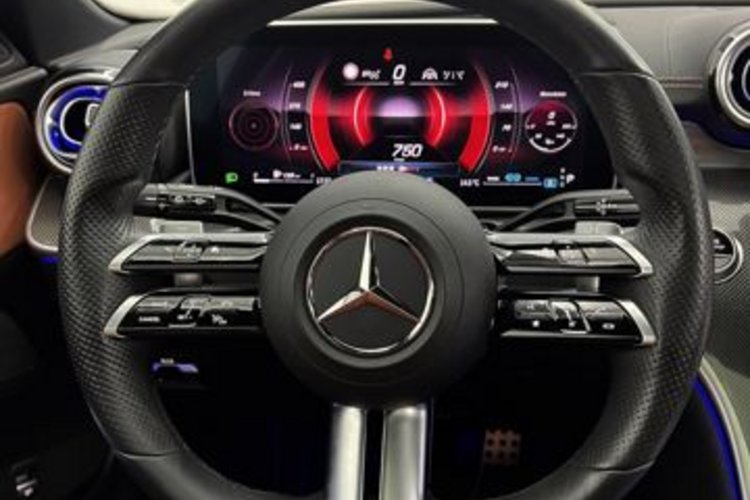 Mercedes-Benz C 300 C 300 4M T AMG PANO+MEMORY+360+HUD+NAPPA+LED+