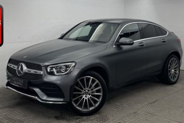 Mercedes-Benz GLC 300 GLC 300 de Coupe 4M AMG NIGHT CARBON AIRMATIC+
