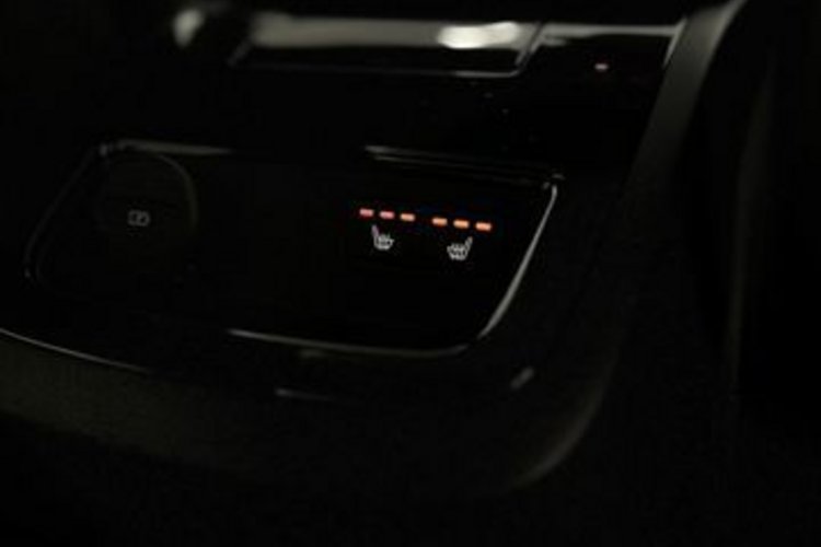 Volvo S60 S60 T8 AWD PLUS DARK RECH PANO+360+MEMO+STANDHZG