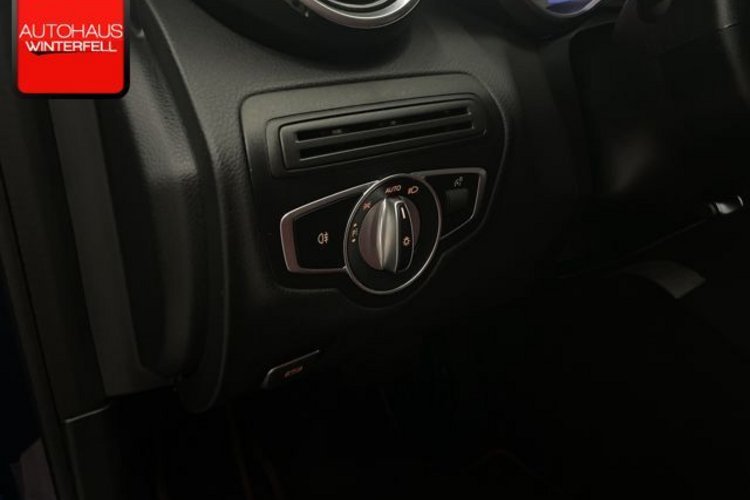 Mercedes-Benz C 300 C 300 Coupe 4M DESIGNO AMG-LENKRAD+PANO+AHK+