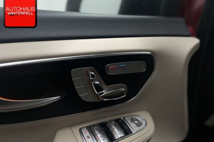 Mercedes-Benz V 300 V 300 d 4M LANG AMG NIGHT 7SITZ+PANO+AHK+STANDH+