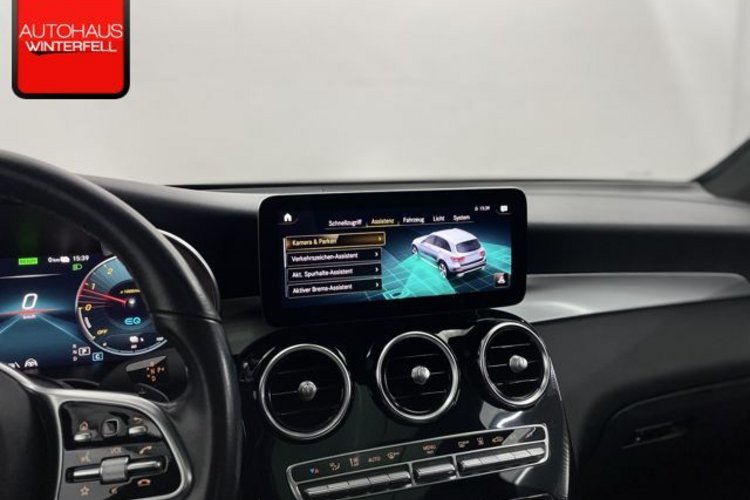 Mercedes-Benz GLC 300 GLC 300 de 4M NIGHT AMG 20Z PANO+AHK+AIR-BODY+