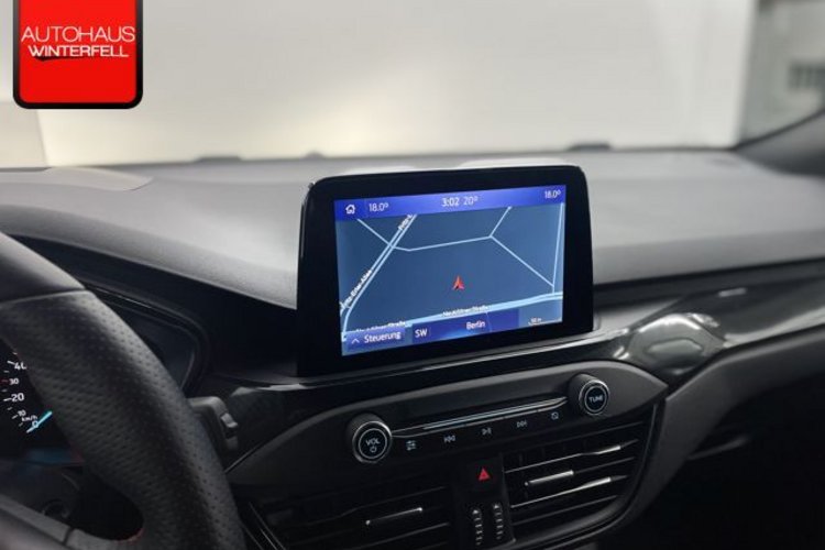 Ford Focus Focus 1.0 EcoBoost TREND LED+HUD+NAVI+KEYLESS+