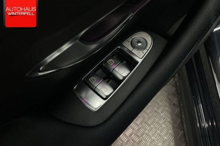 Mercedes-Benz E 200 E 200 Coupe AMG NIGHT PANO+AUGMENTED+DISTRONIC+