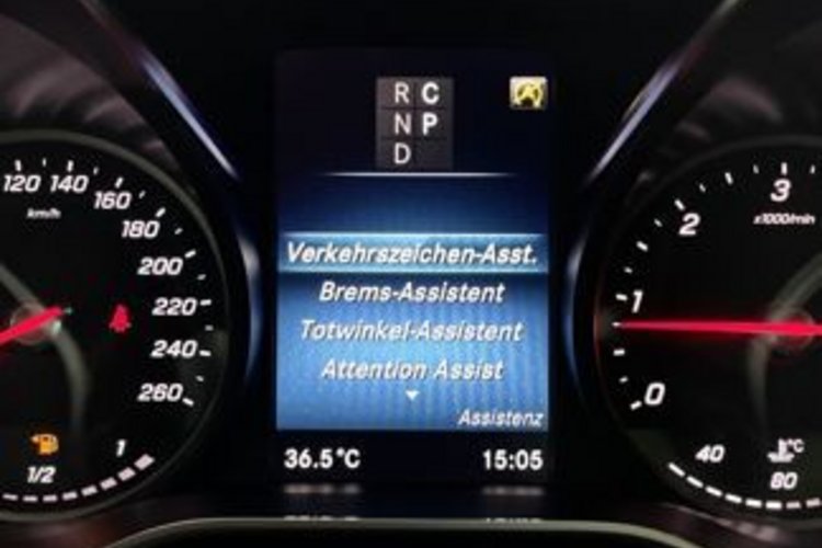 Mercedes-Benz V 300 V 300 d AMG 4M LANG 8SITZER+PANO+AHK+STANDH+360+