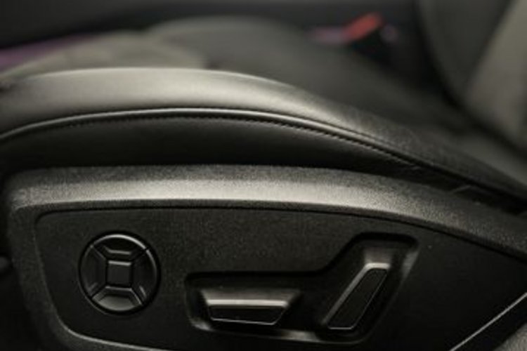 Audi A6 A6 Avant 50 TDI qu S line PANO+AHK+LUFT+STANDHZG