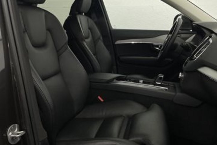 Volvo XC90 XC90 T8 AWD Recharge 7SITZ+AHK+MEMO+STANDHEIZUNG