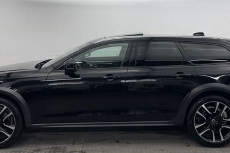 Volvo V90 Cross Country V90 Cross Country B5 Ultimate AWD PANO+STANDHEIZ